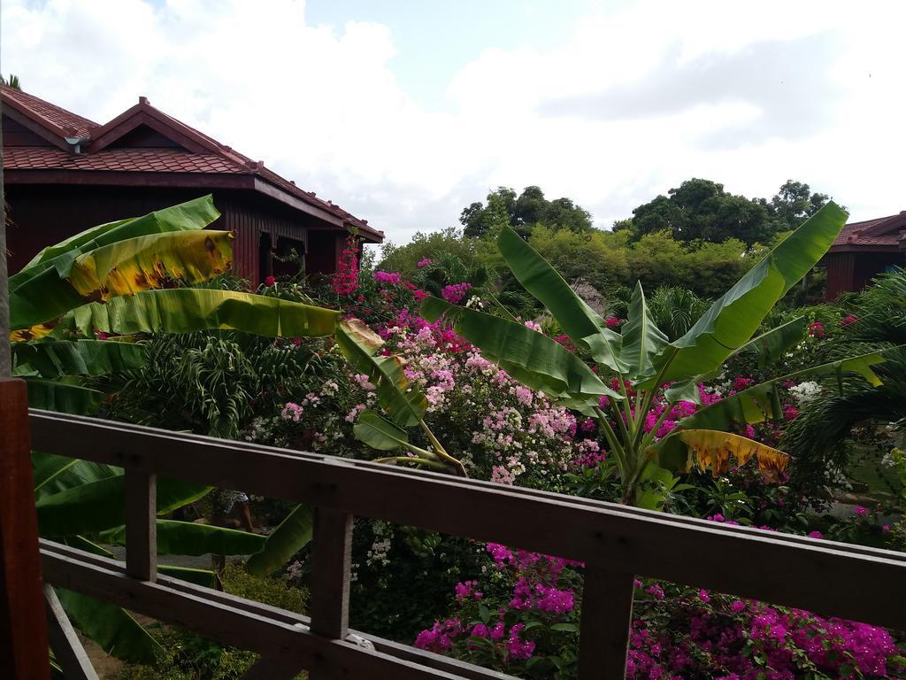 Hotel Khmer House Bungalow Kep Exteriér fotografie